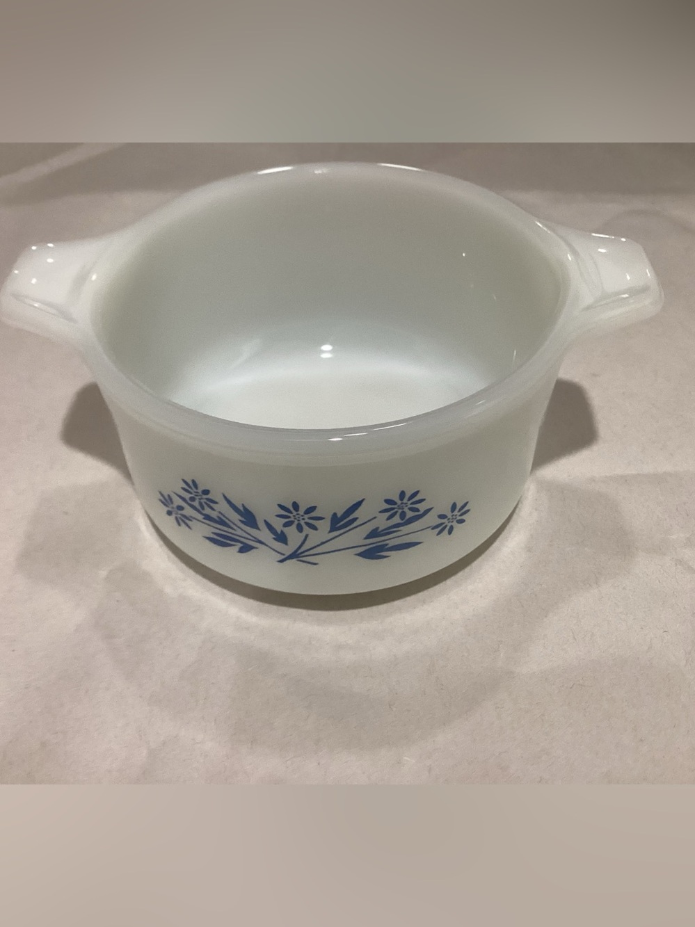 Vtg. Dynaware Pyr-O-Rey white milk glass mini casserole dish